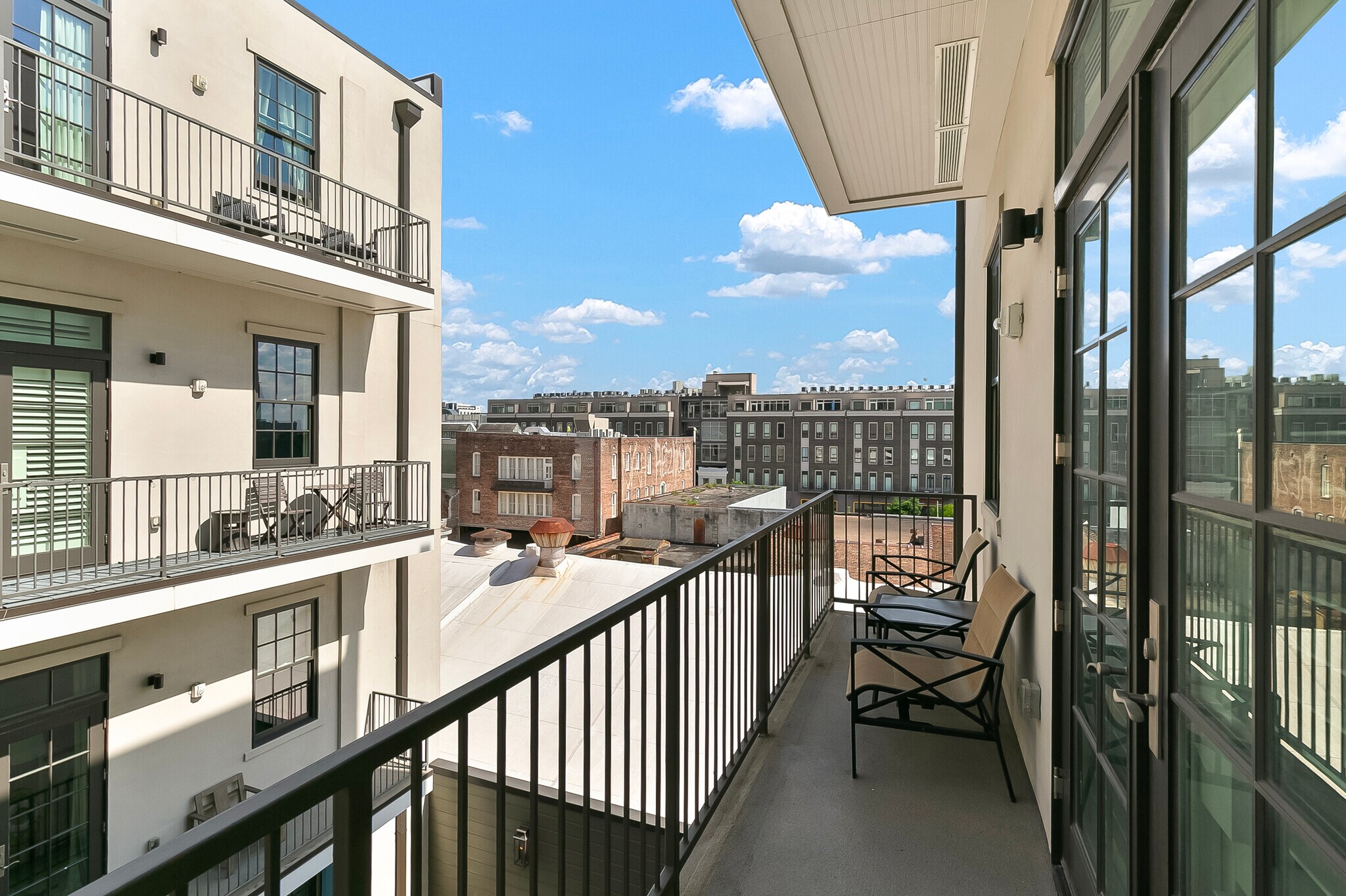 Building Photo - 731 Saint Charles Ave