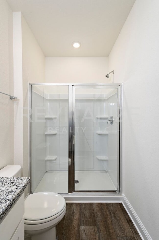 Building Photo - 13330 Shea Cir