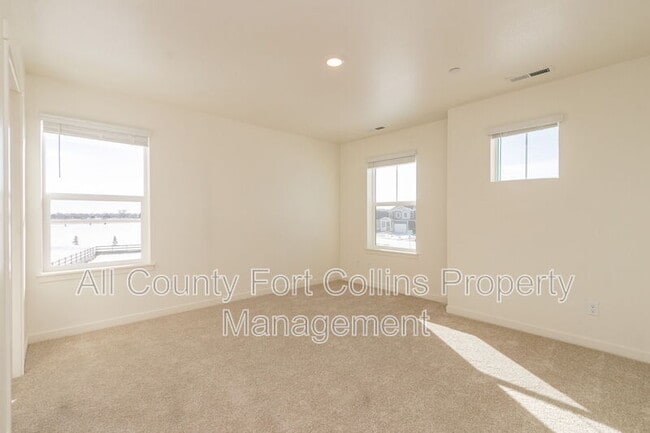 Building Photo - 1758 Knobby Pne Dr