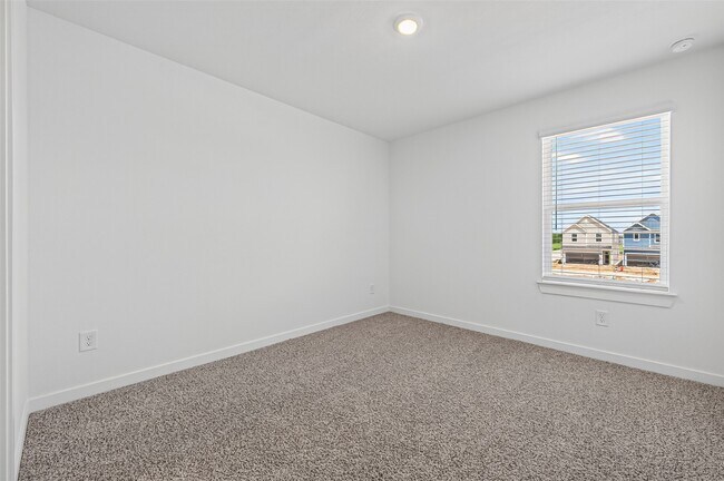 Building Photo - 3511 Goldfinch Wds Dr