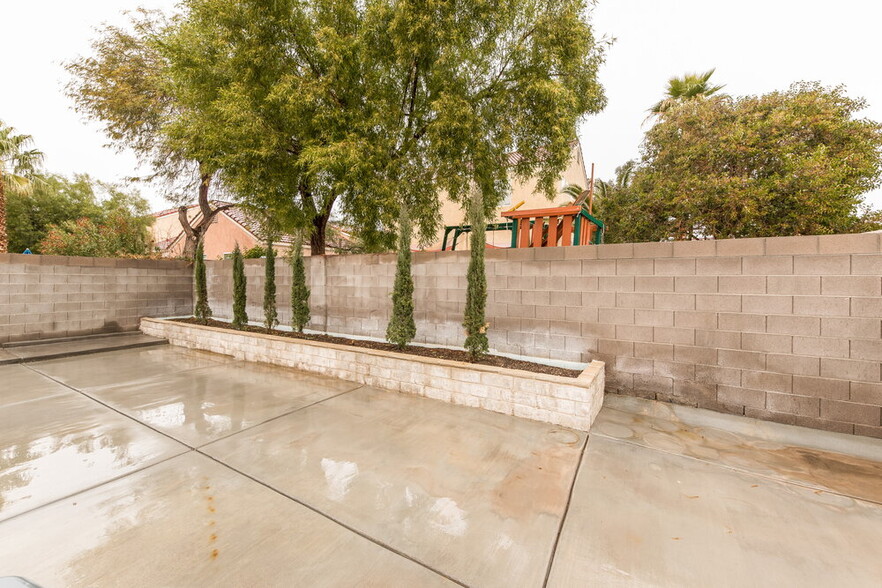 Building Photo - 8800 Big Bear Pines Ave