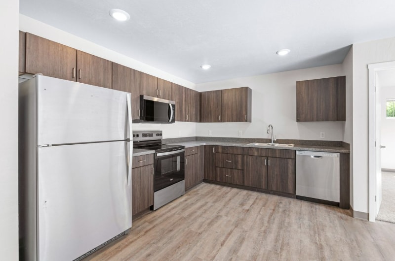 Building Photo - 352 Deschane Ave