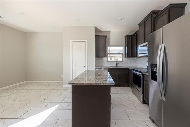 Building Photo - 208 Harvey St