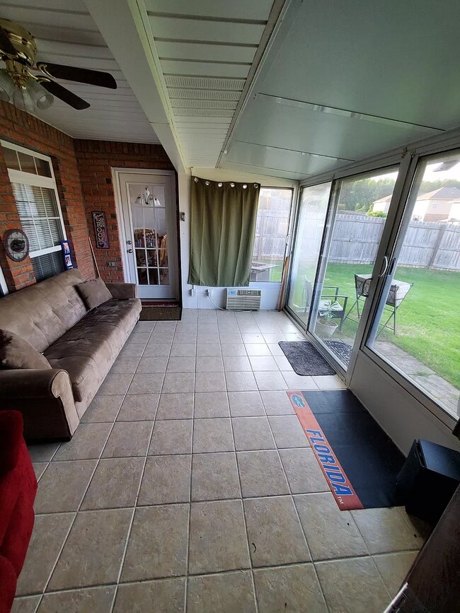 Building Photo - 29697 Rock Creek Blvd