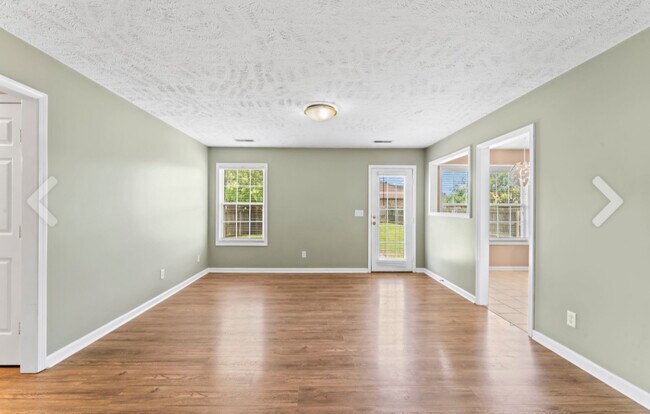 Building Photo - 8003 Minehead Dr