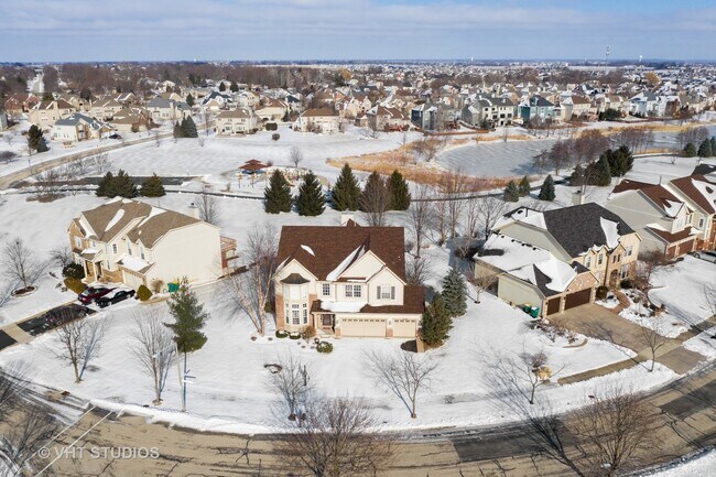 Building Photo - 26224 Whispering Woods Cir