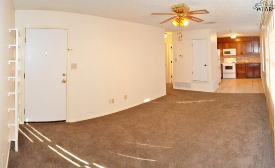 Primary Photo - 2911 Featherston Avenue