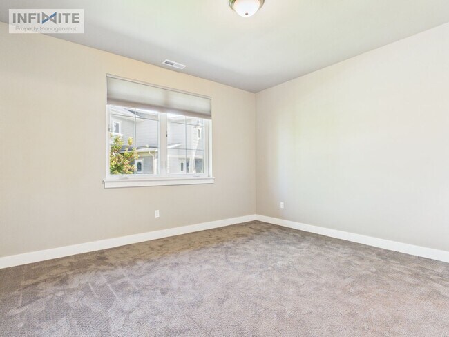 Building Photo - 3083 Lori Ln