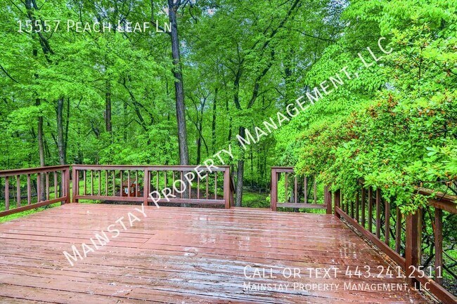 Building Photo - 15557 Peach Leaf Ln