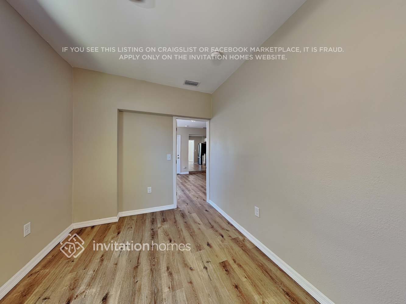 Building Photo - 2545 17th Ave S