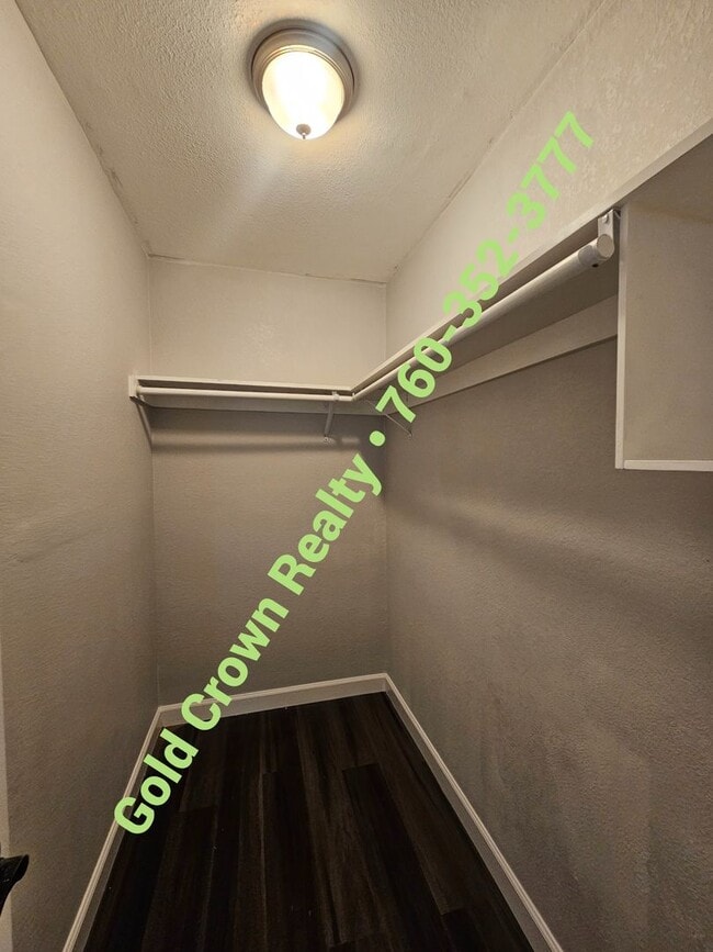 Building Photo - Calexico Home for Rent -photos coming soon