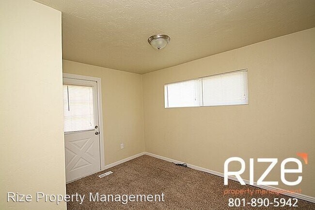 Building Photo - 3 br, 2 bath House - 1188 Gillespie Ave