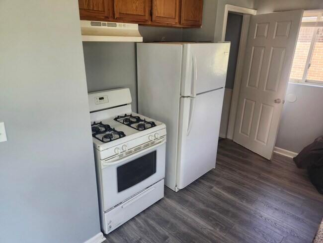 Building Photo - 29841 Oakwood St