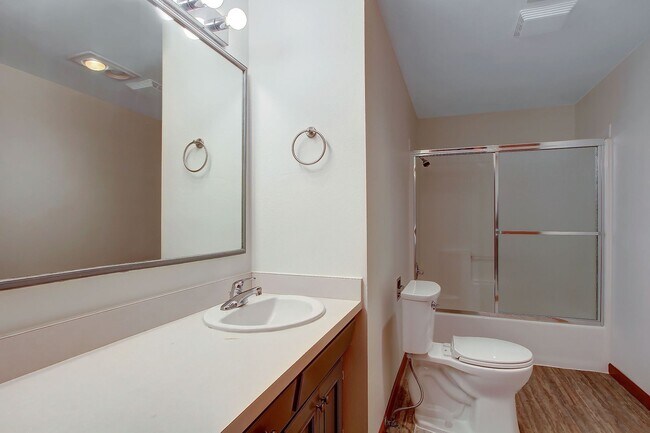 Building Photo - 4411 169th St SE