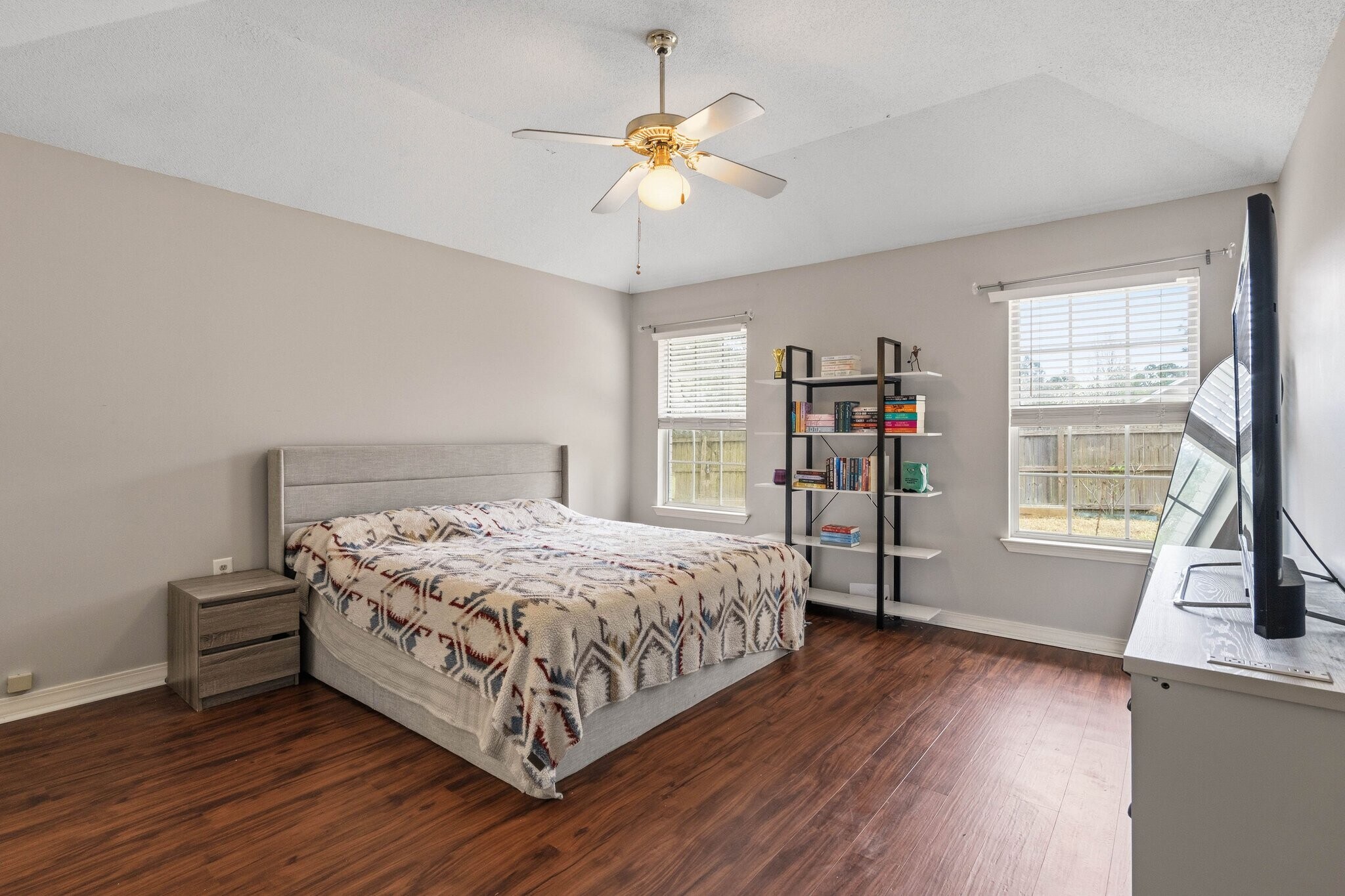 Building Photo - 2187 Calle De Castelar