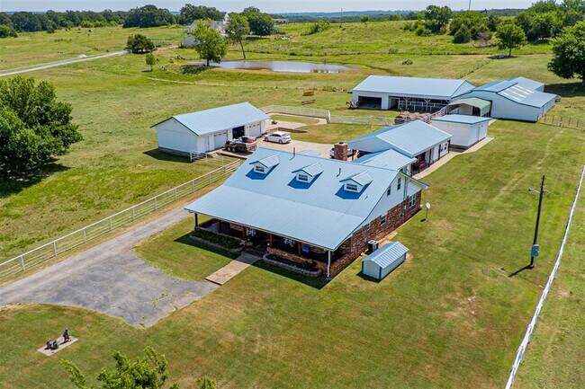 Building Photo - 104444 S 3520 Rd