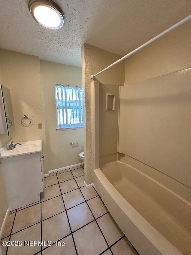 Building Photo - 56 Masters Dr