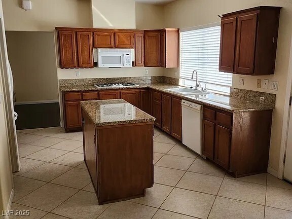 Building Photo - 9225 Sienna Vista Dr