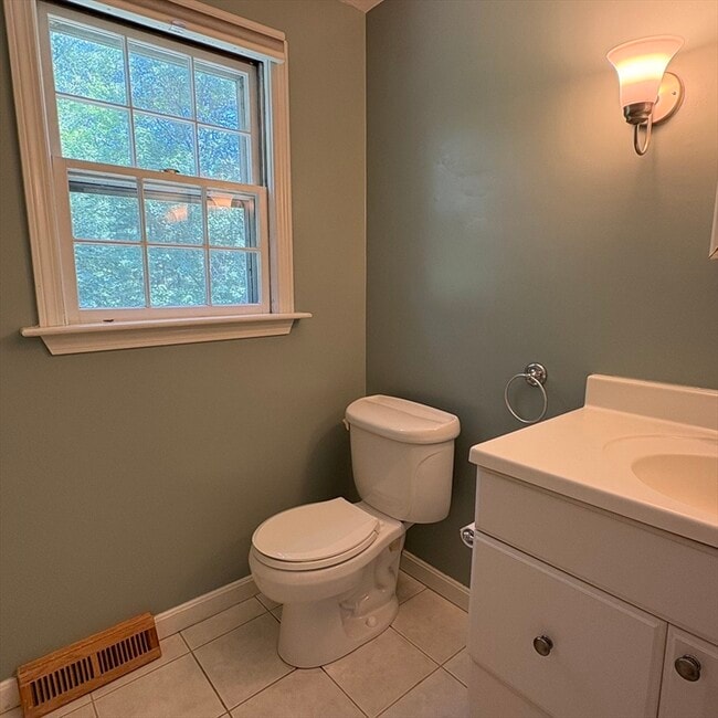 Building Photo - 93 Drummer Rd