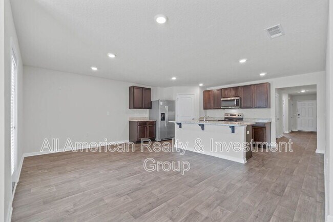 Building Photo - 1047 Limpkin St