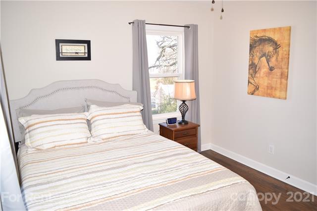 Building Photo - 201 Gamble St