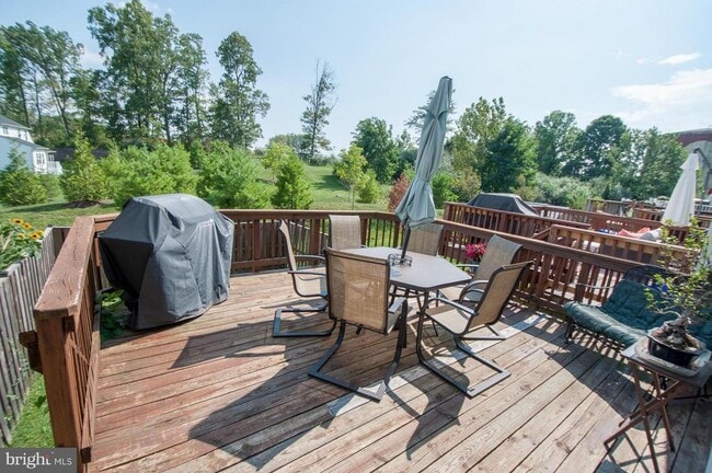 Building Photo - 5813 Whiterose Way
