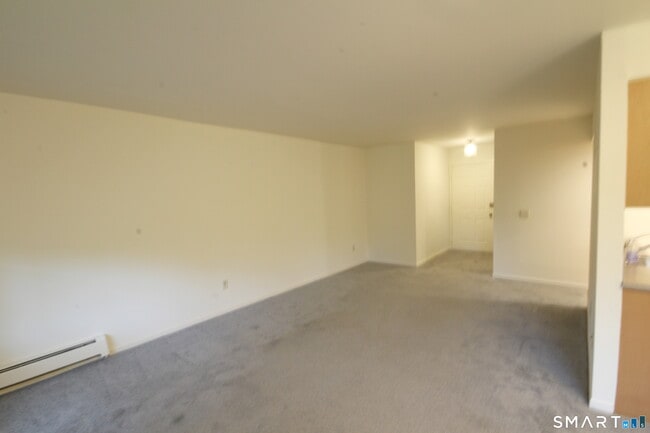 Building Photo - 50 Aiken St