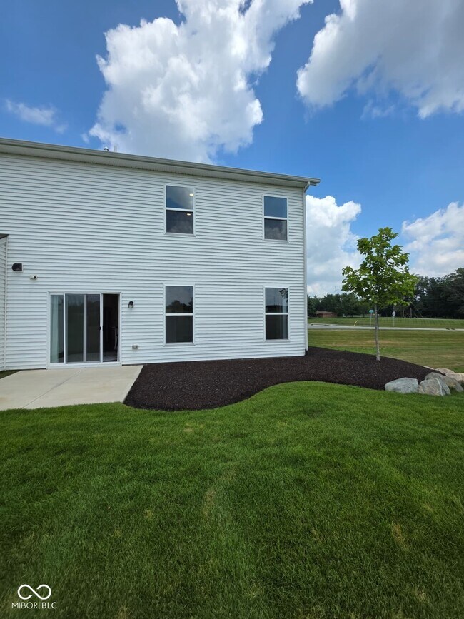 Building Photo - 10715 Mangrove Dr