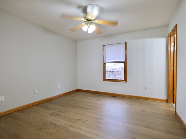 Building Photo - 2614 Findley Dr