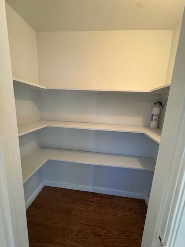 Building Photo - 4835 Indian Ln