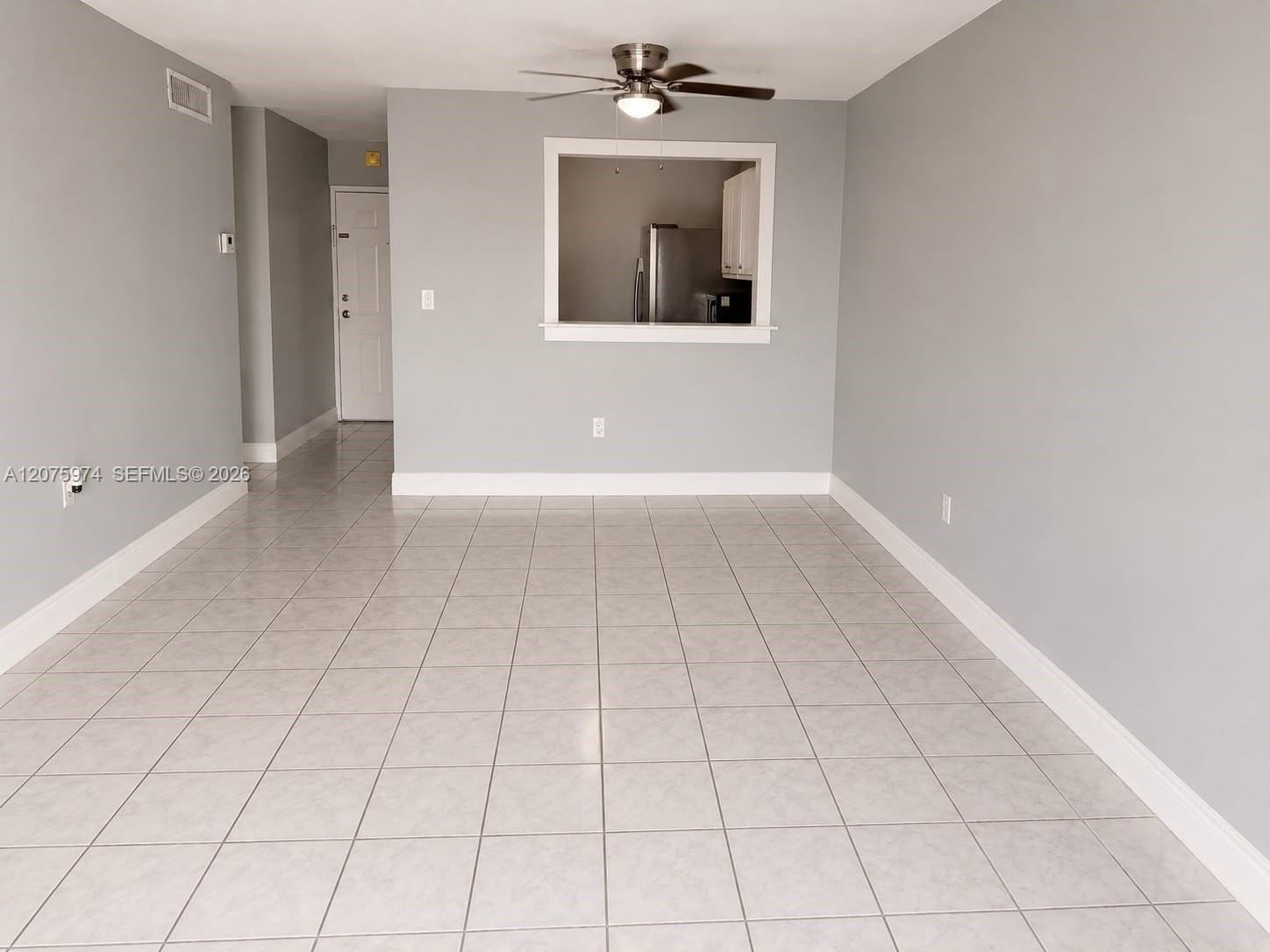Building Photo - 9440 Fontainebleau Blvd