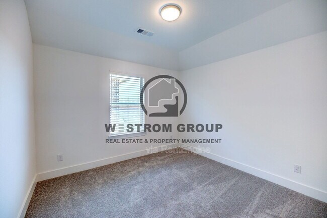 Building Photo - 12417 Iveson Dr