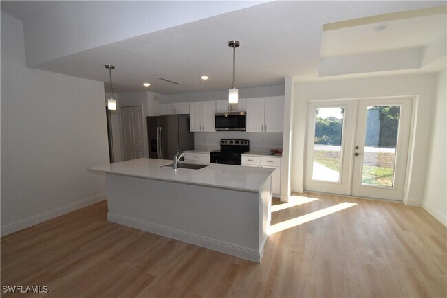 Building Photo - 5051 Foxhall Rd