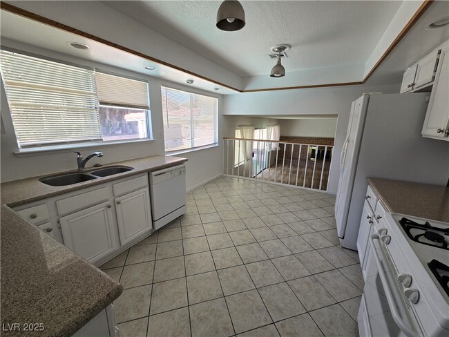 Building Photo - 1512 Oderzo Ln