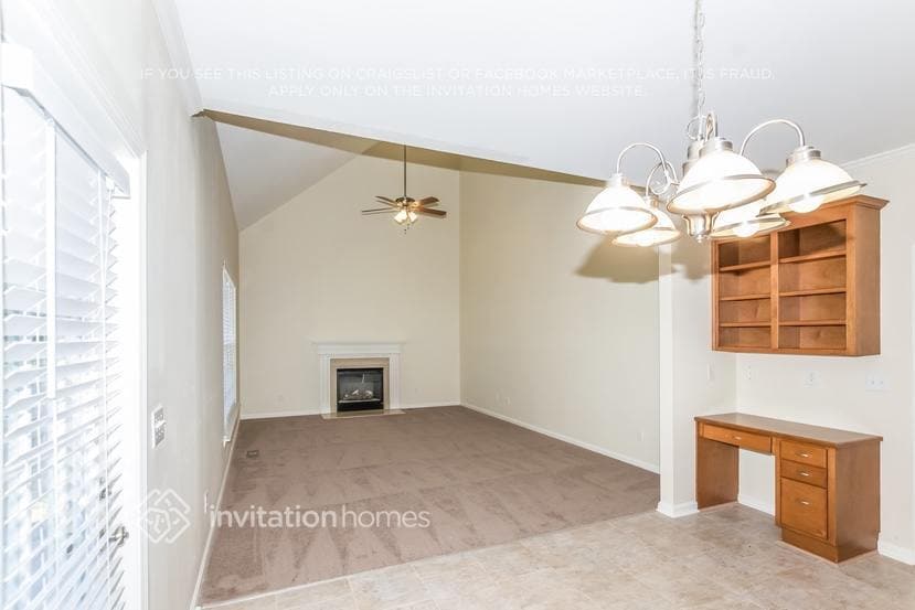 Building Photo - 16908 Glassfield Dr