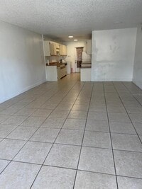 Building Photo - 500 E Rosewood Ln