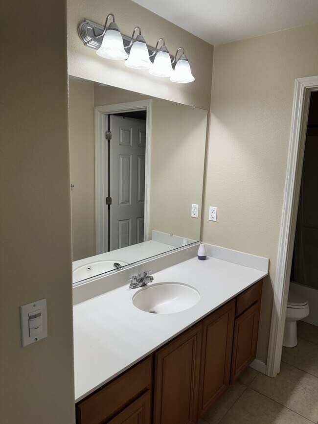 Building Photo - This stunning corner home offers 4 spaciou...