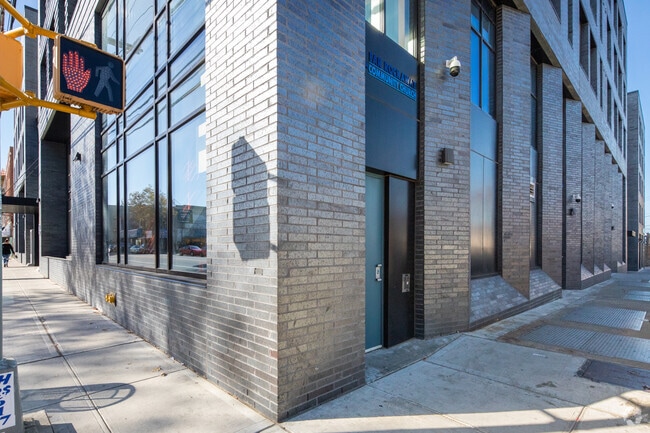 Building Photo - 1414 Central Ave