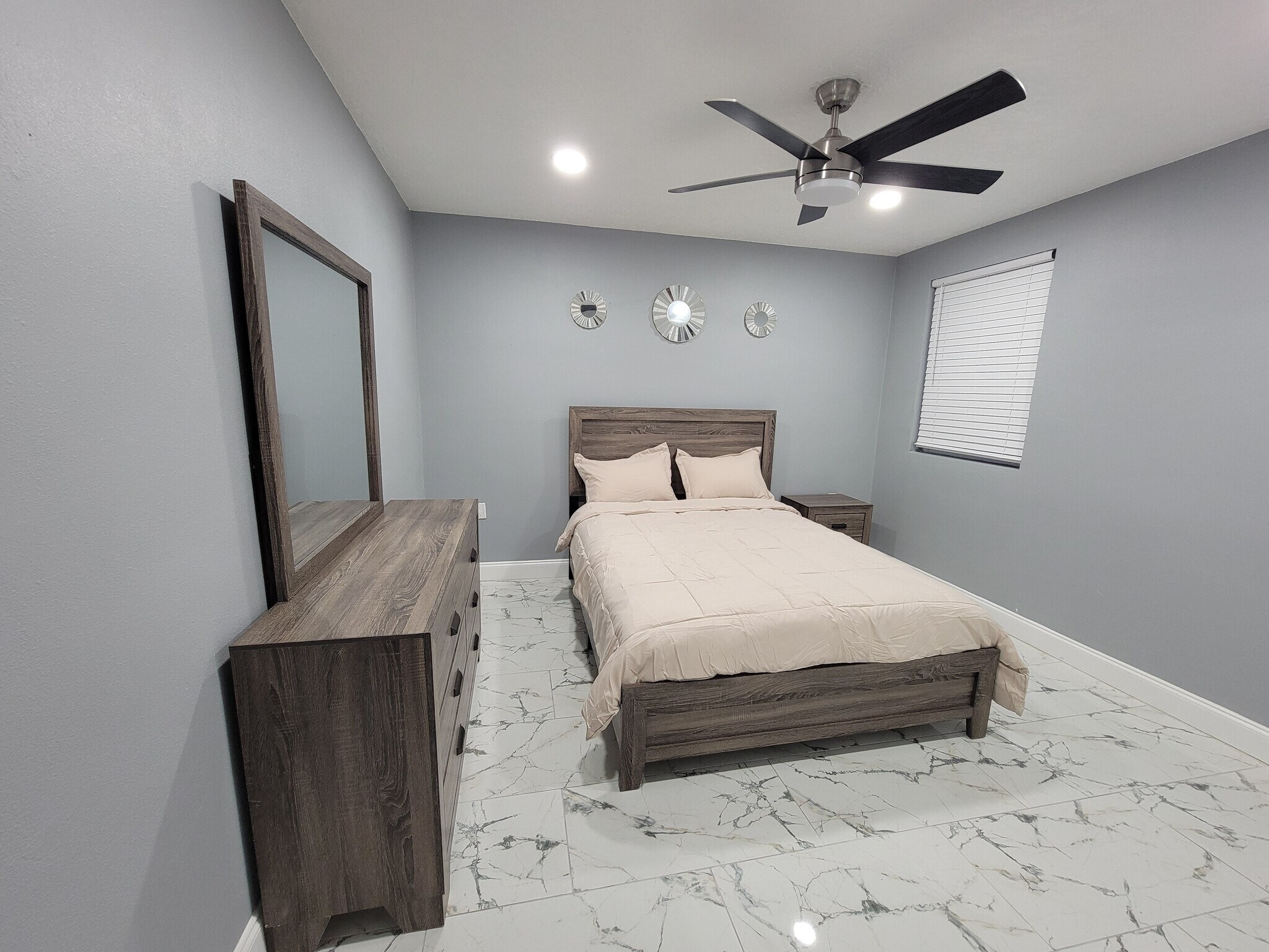 Bedroom - 1116 Madrid Ave