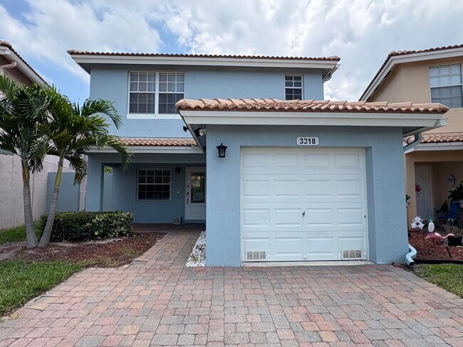 Building Photo - 3318 Blue Fin Dr