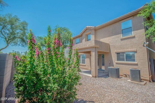 Building Photo - 3683 E Constitution Dr