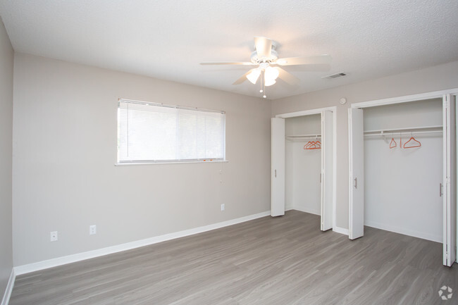 2 Bd, 1 Ba 850 SF - North 40