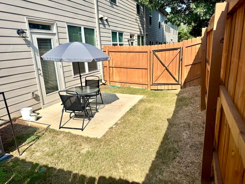 Building Photo - 5371 Radford Loop