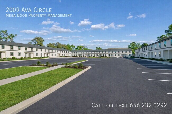 Building Photo - 2009 Ava Cir