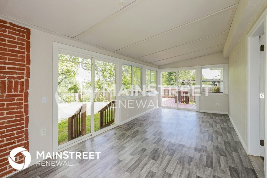 Building Photo - 608 Kountry Ln