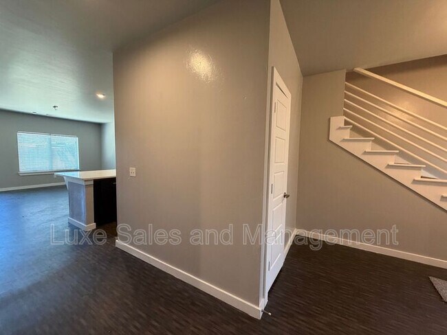 Building Photo - 613 NW 176th St