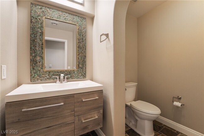 Building Photo - 9906 Stiges St