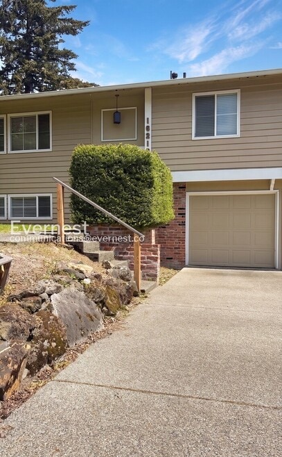 Building Photo - 16216 133rd Pl SE