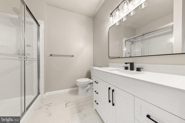 Building Photo - 12901 Centre Park Cir