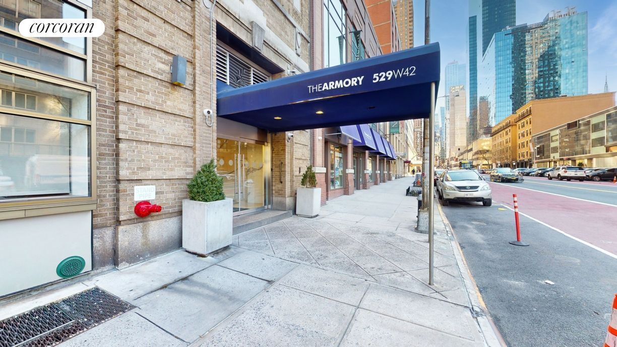 Building Photo - 529 W 42nd St